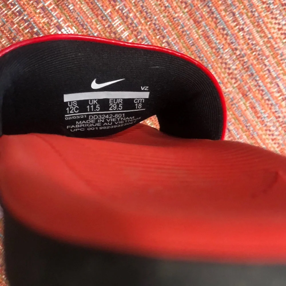 🔴Nike Kids Red Kawa Slides - Picture 6 of 6